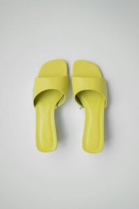 mid sandals